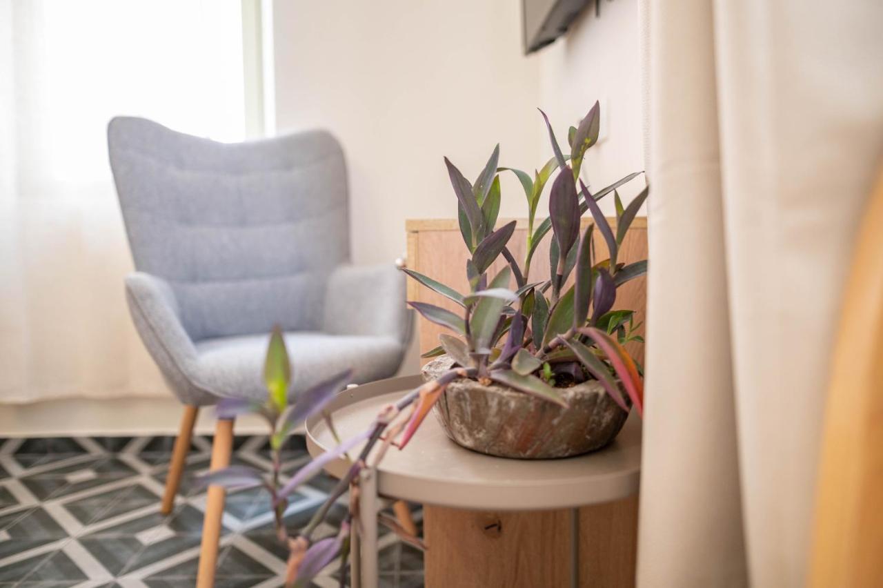 Kosnian City Suites B エクステリア 写真