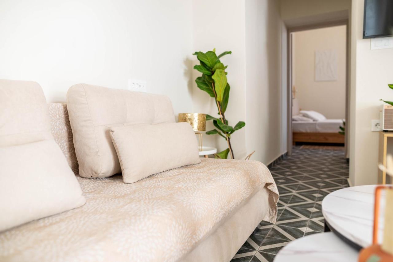 Kosnian City Suites B エクステリア 写真