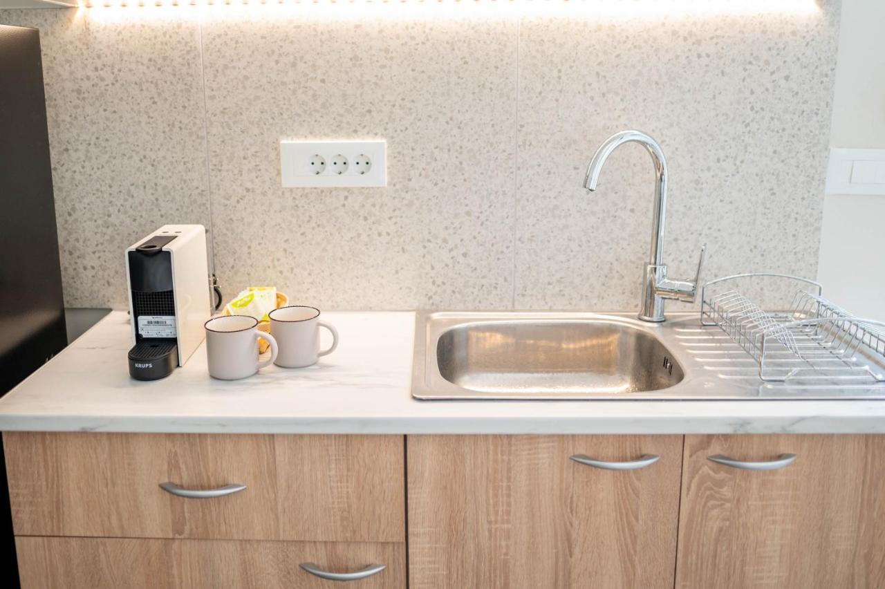 Kosnian City Suites B エクステリア 写真