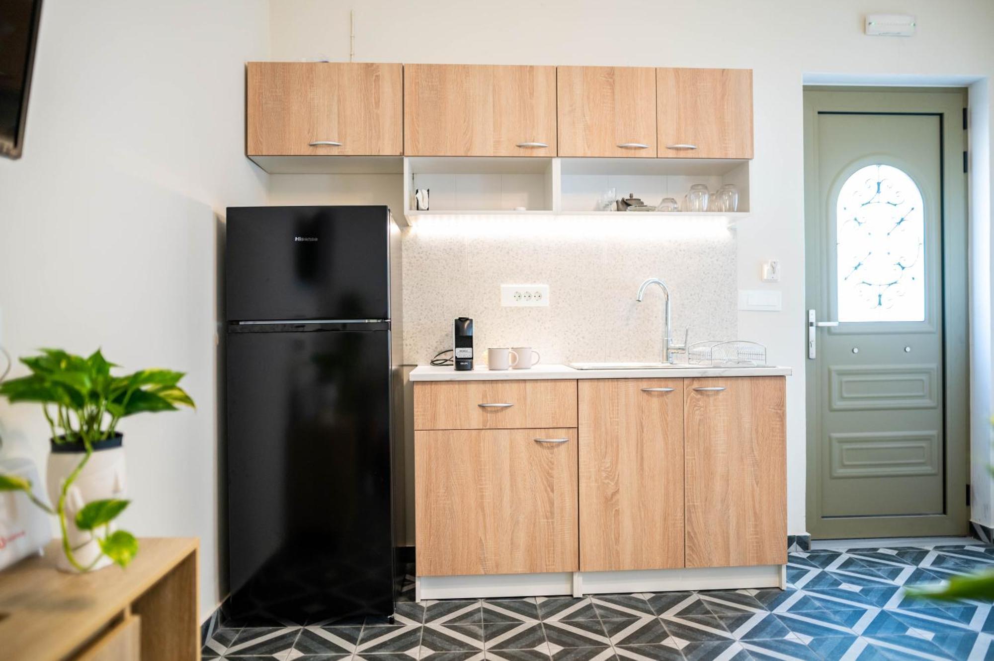 Kosnian City Suites B エクステリア 写真