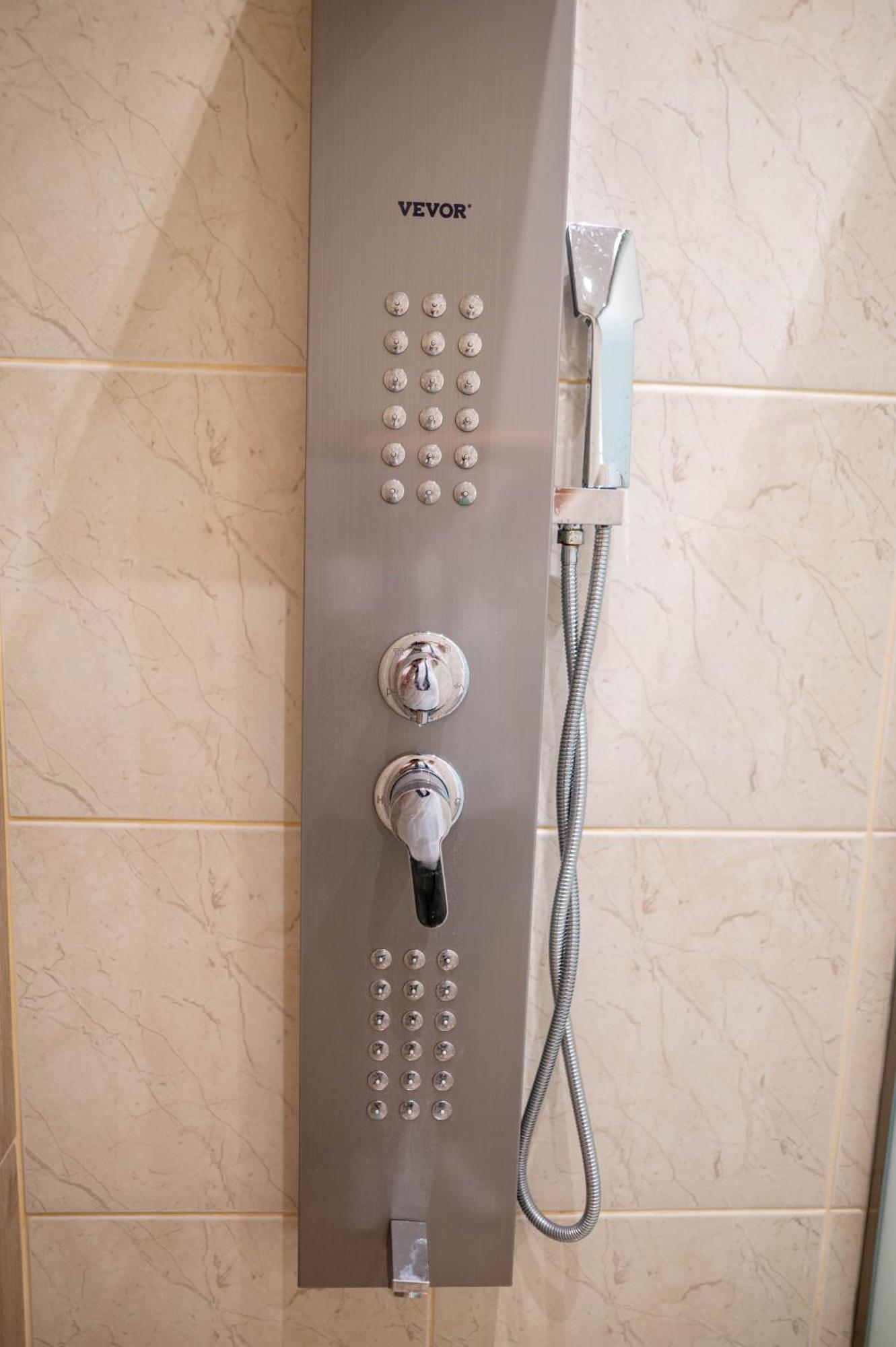 Kosnian City Suites B エクステリア 写真