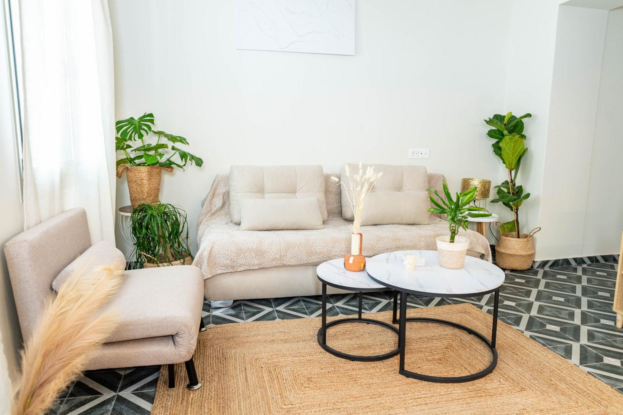Kosnian City Suites B エクステリア 写真